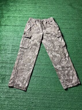 No Boundaries Men's Camouflage Cargo Pants Straight Fit Elastic Waist M (32-34)